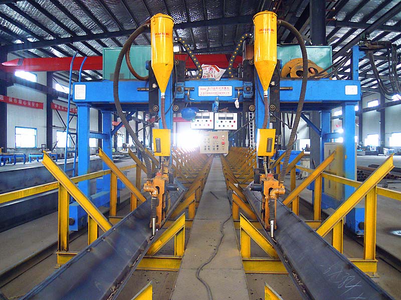 煙臺(tái)焊接鋼結(jié)構(gòu).jpg 煙臺(tái)焊接鋼結(jié)構(gòu).jpg